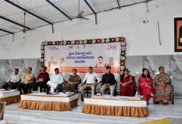 મોરબીમાં 680 જેટલા યુવાઓને રોજગાર, આઈટીઆઈના તાલીમાર્થીઓને એપ્રેન્ટીસ પત્ર અપાયા