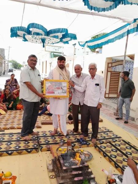 મોરબીના વનાળીયા ગામે હિંગળાજ માતાજીના મંદિરે યજ્ઞ-મહાપ્રસાદનું આયોજન કરાયું