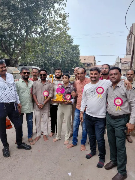 ​મોરબી મ.ક.સ.સુ. જ્ઞાતિ: શ્રી રુગનાથજી મહારાજ પધરામણી અને સમૂહ ભોજનનો ભવ્ય કાર્યક્રમ યોજાયો.
​