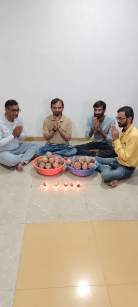 પરહિત કર્મ ગ્રુપ દ્વારા પ્રેરણાદાયી રીતે મોરબી ઝૂલતા પુલના દિવંગતોને શ્રદ્ધાંજલિ