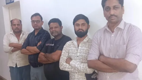 હળવદમાં ટ્રકમા લૂંટનું તરકટ રચી પોલીસને ધંધે લગાડનાર પાંચ ઝડપાયા
