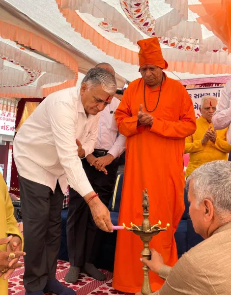 મોરબીમાં ફ્રી ટિફિન સેવા પરિવાર દ્વારા રાહતદરે મેડિકલ સ્ટોર અને લેબોરેટરી શરૂ
