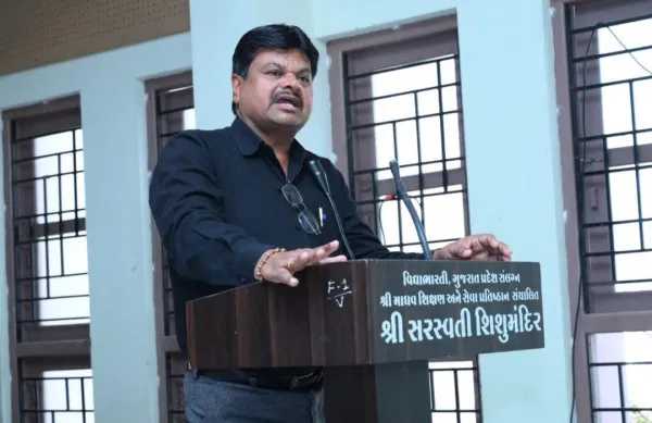 મોરબીના દિનેશભાઇ વડસોલાની HTAT આચાર્ય સંવર્ગમાં રાજ્યના ઉપાધ્યક્ષ તરીકે નિમણુંક