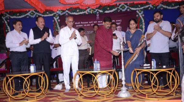 મોરબીના બેલા ખાતે રૂ. ૫૯.૭૭ કરોડથી વધુના રસ્તાઓના કામોનું ખાતમુહૂર્ત