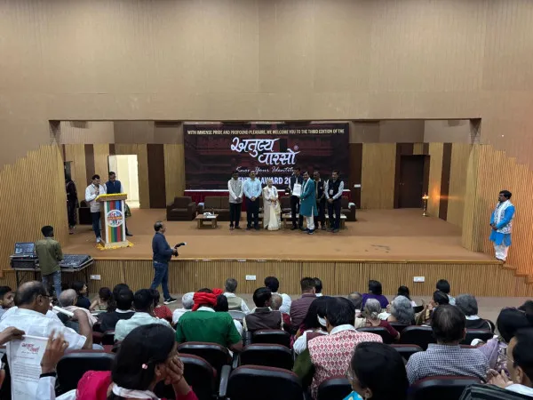 મોરબીના ખાખરાળાના પ્રાણજીવનભાઇ બાબુલાલ પૈજાને ‘અતુલ્ય વારસો આઈડેન્ટિટી એવોર્ડ’.
