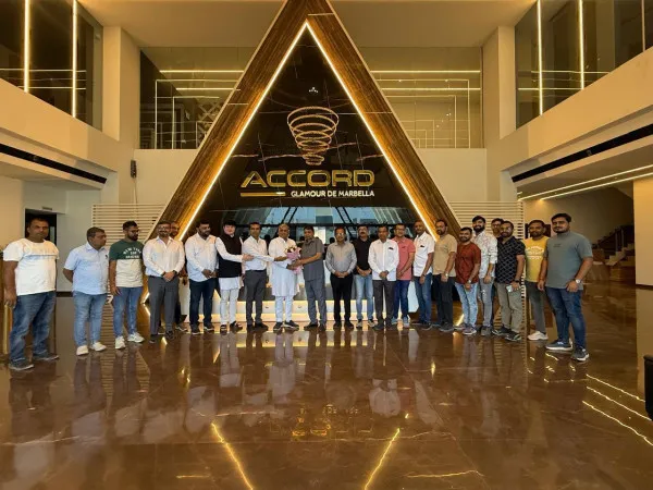 હળવદ રોડ પરના ઉદ્યોગકારોના પ્રાણ પ્રશ્નોના નિરાકરણ માટે ધારાસભ્ય દુર્લભજીભાઈ દેથરીયાની બેઠક
