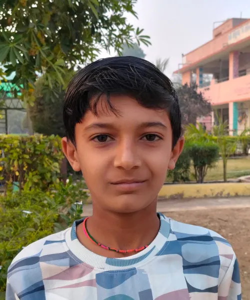 હળવદની મેરૂપર શાળાનો વિદ્યાર્થી સ્ટેન્ડિંગ બ્રોડ જંપ અને દોડમાં રાજ્યકક્ષાએ ભાગ લેશે
