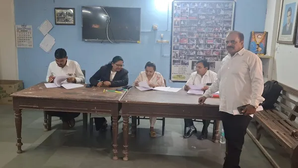 મોરબી બાર એસો.માં માત્ર જોઈન્ટ સેક્રેટરી અને કારોબારી માટે ચૂંટણી પ્રક્રિયા શરૂ
