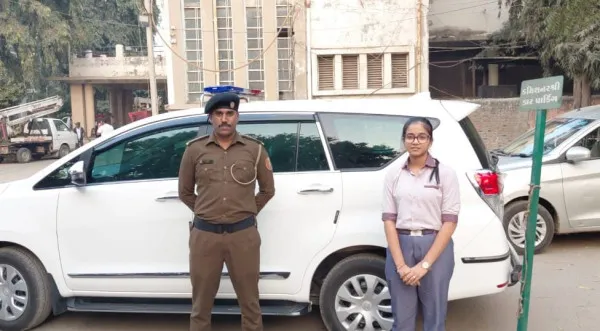 કમિશનરને માત્ર એસી ચેમ્બરમાં એશો આરામ ફરવામાંનો હોતો નથી : એક કલાક માટે મ્યુનિ કમિશનર બનેલી વિદ્યાર્થીનીએ અનુભવો વર્ણવ્યા
