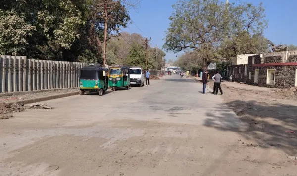 મોરબીના સામાકાંઠે કેસરબાગથી એલઈ કોલેજનો રોડ શરૂ થતાં ટ્રાફિકની સ્થિતિ હળવી થશે