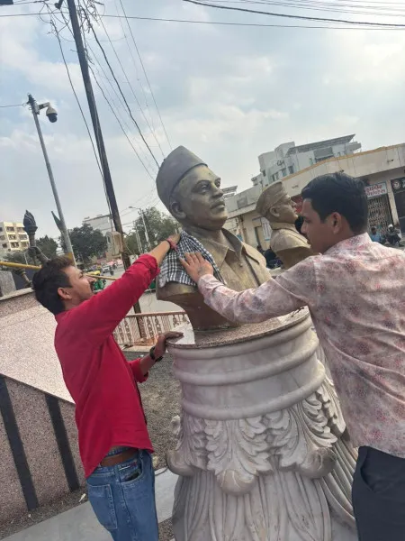મોરબીમાં મહાપાલિકાને કરવાનું કામ યંગ ઇન્ડિયા ગ્રુપે કર્યું