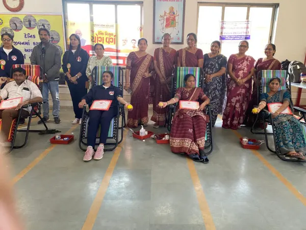 મોરબીમાં સિવિલના દર્દીઓ માટે સેવાકીય રક્તદાન કેમ્પ યોજતું ફિટનેસ વુમન યોગ ગ્રુપ.
