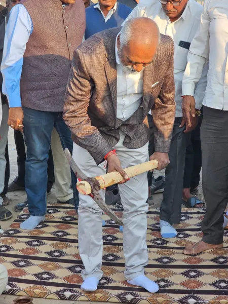 આમરણથી કોઠારીયા સુધીનો ગાડા માર્ગ આઝાદી બાદ પ્રથમવાર રૂ.5 કરોડના ખર્ચે ડામર રોડ બનશે 

