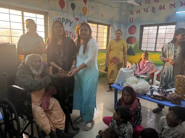 મોરબીના પાટીદાર વુમન્સ ગ્રુપ દ્વારા જન્મદિવસની 'સેવામય' ઉજવણી.