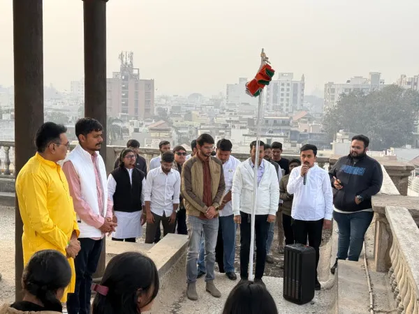 ABVP મોરબી દ્વારા 26મી જાન્યુઆરી નિમિતે ગ્રીન ચોક ખાતે ધવજવંદન કરવામાં આવ્યુ.