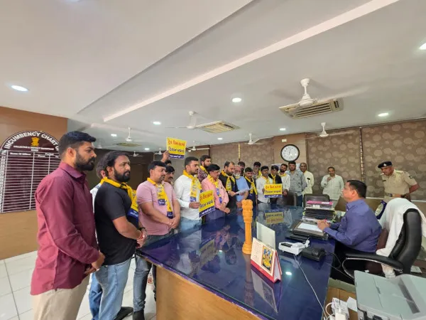 ભારત સરકારે અમેરિકા સાથે કરેલી ટ્રેડ ડીલ રદ ન કરાઇ તો આપનું આંદોલન કરવાનું એલાન
