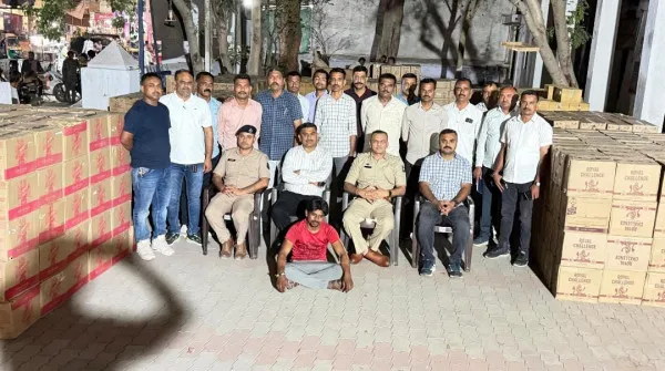 વાંકાનેર હાઈવે પરથી રૂ.1.93 કરોડનો વિદેશી દારૂ ઝડપી લેતી મોરબી LCB
