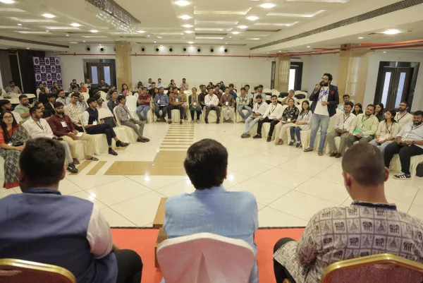 મોરબીમાં યોજાઈ સૌરાષ્ટ્ર યંગ થિંકર્સ મીટ, યુવાનોનો સમાજ-દેશ પ્રત્યેની ફરજ નિભાવવાનો સંકલ્પ
