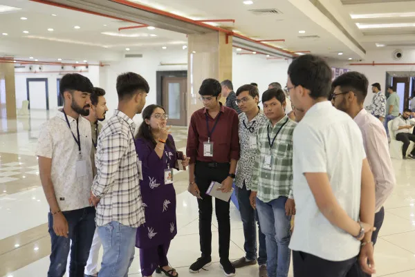 મોરબીમાં યોજાઈ સૌરાષ્ટ્ર યંગ થિંકર્સ મીટ, યુવાનોનો સમાજ-દેશ પ્રત્યેની ફરજ નિભાવવાનો સંકલ્પ
