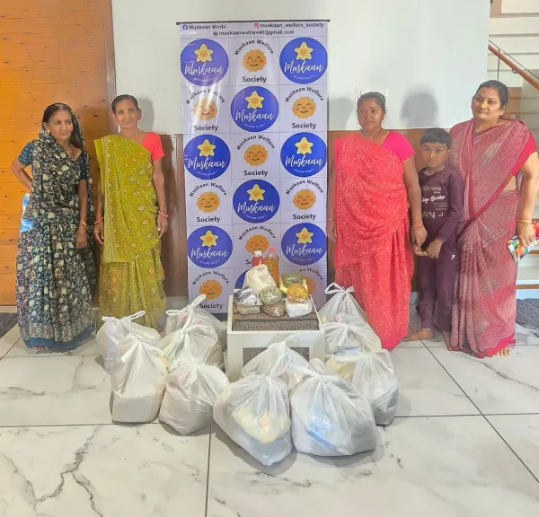 મોરબીમાં 19 નીસહાય માતાઓને રાશન કીટની સહાય અર્પણ
