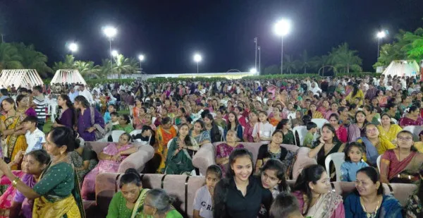 મોરબીમાં ગુર્જર પ્રજાપતિ જ્ઞાતિના સમૂહલગ્નોત્સવમાં 8 યુગલોનું સંસારની કેડીએ પ્રયાણ
