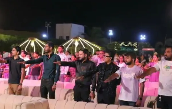 મોરબીના શૈક્ષણિક સંકુલની અનોખી પહેલ: : મતદાન કરવા વિદ્યાર્થીઓ-વાલીઓને લેવડાવ્યા શપથ
