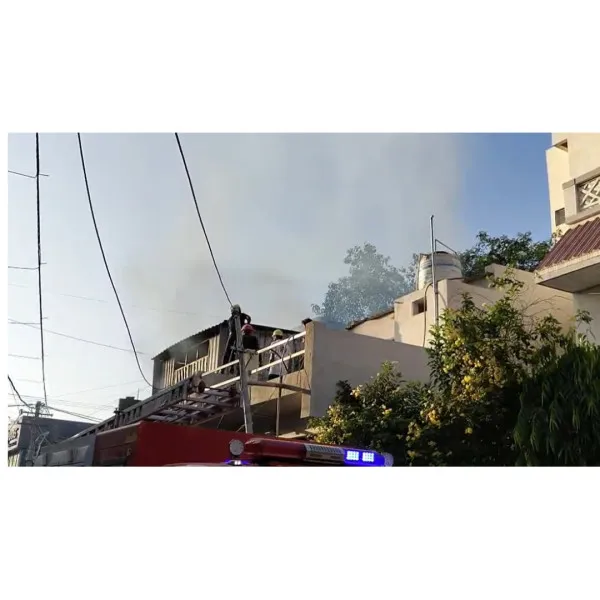 મોરબીના પોશ વિસ્તારમાં ફર્નિચરની દુકાનમાં ભીષણ આગ
