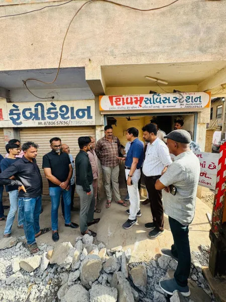 વર્ષોથી સુવિધાના અભાવે ઉપેક્ષિત લાતીપ્લોટને વિકસીત કરવા યુવા મેયર ઉત્તમભાઈ સુરાણી મેદાને
