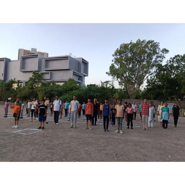 મોરબીના નિવૃત આર્મી ઓફિસરે બાળકોને મોબાઈલથી દૂર રાખી સર્વાગી વિકાસના કઠિન કાર્યને શક્ય બનાવ્યું
