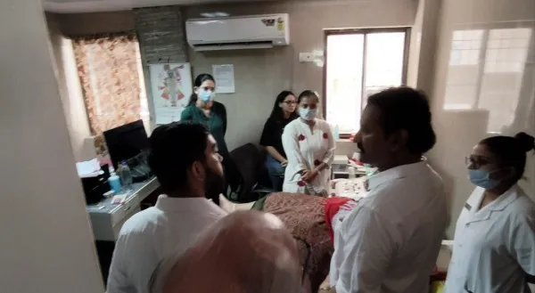 મોરબી સિવિલ હોસ્પિટલમાં કલેકટર સ્વપ્નિલ ખરેની ઓચિંતી વિઝીટ
