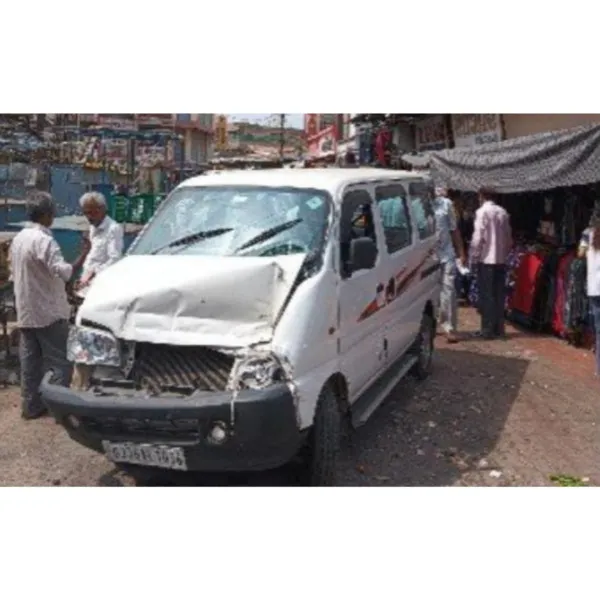 મોરબીમાં ઈકો ગાડીએ હડફેટે ચડાવ્યા બાદ કાર અને રેંકડી વચ્ચે દબાઈ જતા શાકભાજીના ધંધાર્થી મહિલાનું મોત
