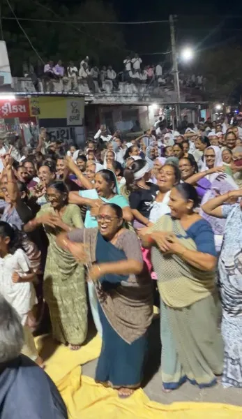 જેતપરમાં ખેડૂતો દ્વારા 
