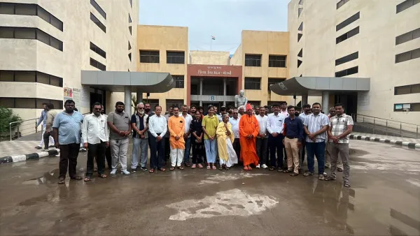 ગૌમાતાને રાષ્ટ્રમાતાનો દરજ્જો આપવા 1,84,000 સહીઓ સાથે મોરબી કલેક્ટરને આવેદન પત્ર અપાયું.