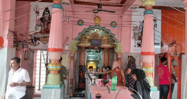 મોરબી જિલ્લામાં શ્રાવણના પ્રારંભે જ શિવાલયોમાં શિવ દર્શને ભીડ ઉમટી
