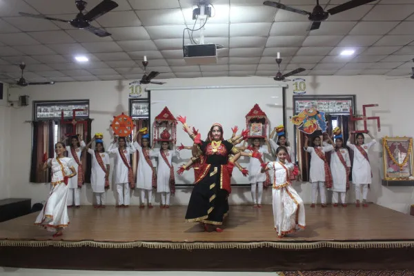 મોરબીની સાર્થક વિદ્યામંદિરમાં ભવ્ય 'સંસ્કૃત કક્ષ'નું ઉદ્ઘાટન
