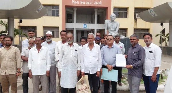 માળીયા (મી) ના વવાણિયા ગામે મૂર્તિઓ ખંડિત કરનાર આરોપી ન પકડાતા ઉગ્ર આક્રોશ