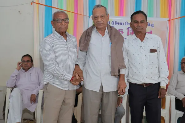 ન સાધન, ન સુવિધા, ન મોટો પગાર... છતાં વિદ્યાર્થીઓના ઉજ્જવળ ભવિષ્યનું ઘડતર કરનાર શિક્ષક પેઢીની ભાવવંદના
