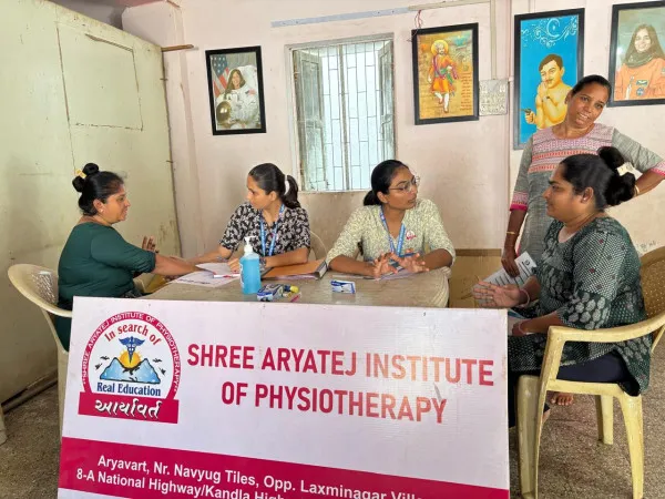 મોરબીના ભરતનગરમાં 40 દર્દીઓએ લીધી નિઃશુલ્ક ફિઝીયોથેરાપીની સારવાર

