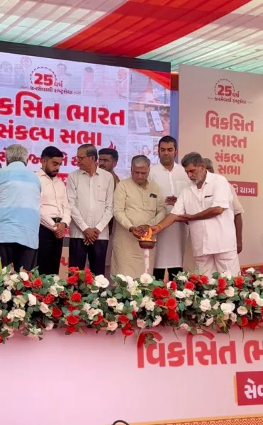 મોરબીમાં સેવા સંકલ્પ અભિયાનની પૂર્ણાહુતિએ  ‘સેવા જ્યોતિ યાત્રા’ નીકળી