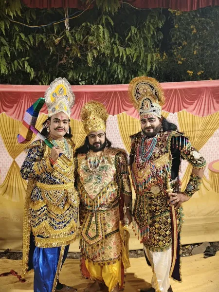 મોરબીના રાજપર ગામે નાટકથી ગૌમાતા માટે એક જ રાતમાં રૂ.29 લાખનો ફાળો એકત્ર
