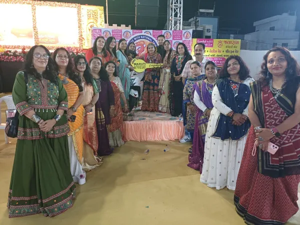 મોરબીમાં ઇન્ડિયન લાયોનેસ ક્લબ આયોજિત વેલકમ નવરાત્રીમાં 200 ખેલૈયાઓએ રાસ-ગરબાની રમઝટ બોલાવી
