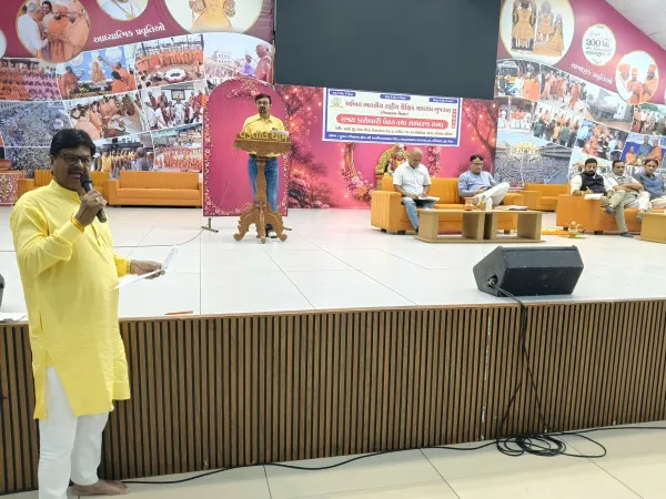 વડતાલ ખાતે રાજ્ય કારોબારીમાં મોરબી જિલ્લાના શિક્ષકોના પ્રશ્નોની રજુઆત