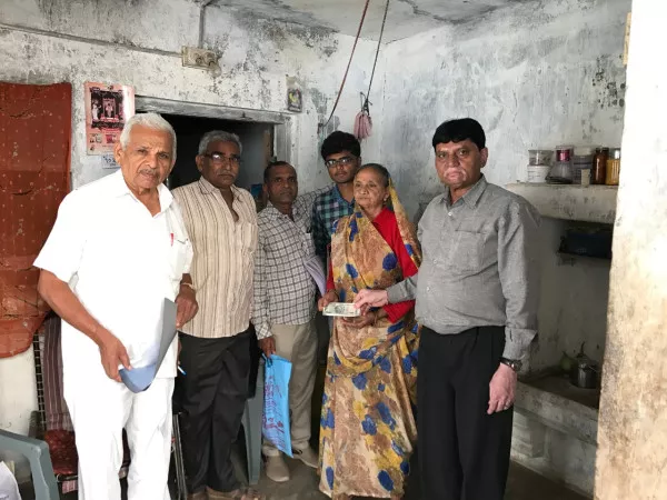 2012માં સમાજના નબળા વર્ગના ઉત્થાન માટે બનેલી સંસ્થા વટવૃક્ષ બની