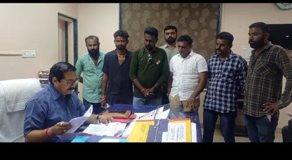 વાંકાનેરમાં સગીરાનું અપહરણ કરી અડપલાં કરનાર પરણિત શખ્સ સામે કડક કાર્યવાહીની માંગ