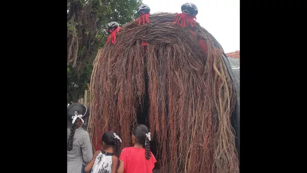 શ્રાવણમાસના પ્રથમ સોમવારે જ વૈભવી વિસ્તાર કરતા પણ શ્રમજીવી વિસ્તારમાં ચડિયાતી શિવ પૂજા