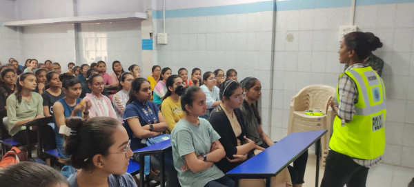 મોરબીની કોલેજની વિદ્યાર્થીનીઓને સેલ્ફ ડિફેન્સની જાણકારી અપાઈ