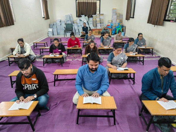 મોરબીના સાર્થક વિદ્યામંદિરમાં ગીતા જયંતિની ઉજવણી 