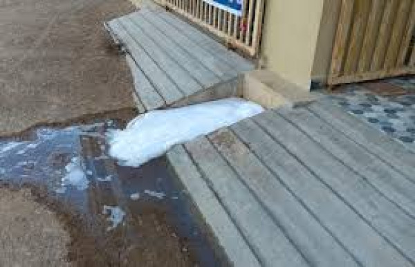 મોરબીના પંચાસર રોડની સોસાયટીમાં પાણીનો કાળો કકળાટ

15 દિવસથી પાણી ન આવતા સોસાયટીના રહીશોને ભારે હાડમારી