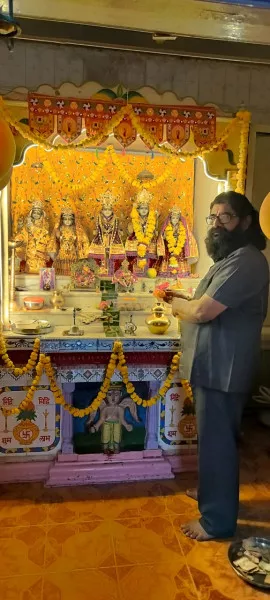 1990માં અયોધ્યા ખાતે કાર સેવા માટે ગયેલા મોરબીના 14 કાર સેવકોની આપવીતી