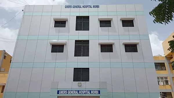 મોરબી જિલ્લાની કક્ષાની સૌથી મોટી સિવિલ હોસ્પિટલમાં દીવા પ...